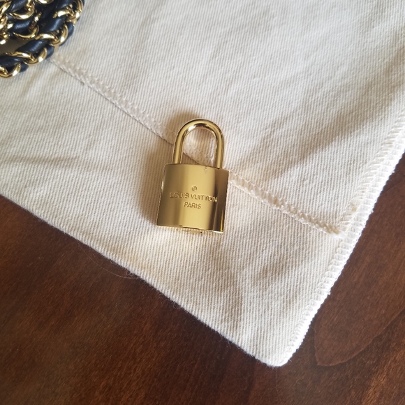 SOLD New Louis Vuitton Vanity PM Made in Italy!! - Picture 13 of 16